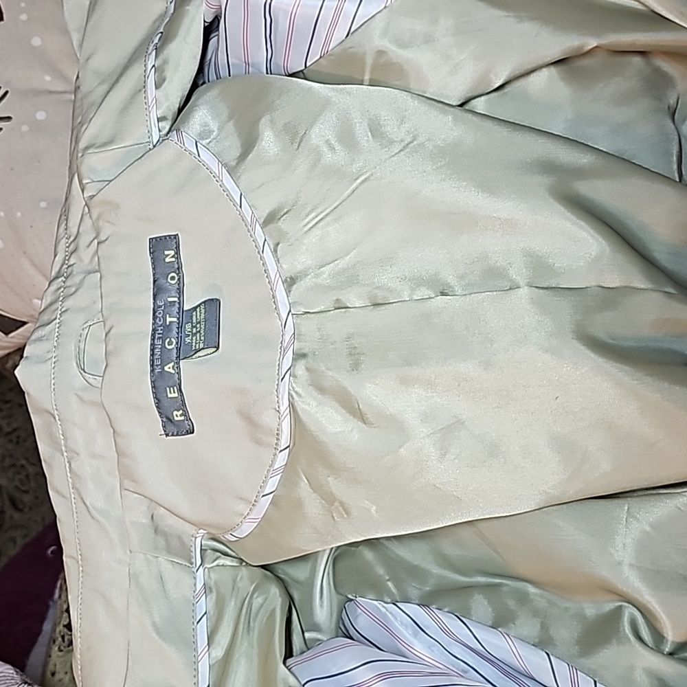 Beige Coat - Picture 15 of 16
